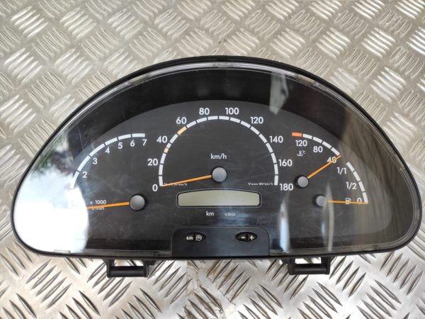 WhatsApp Image 2022-06-12 at 08.43.27 Mercedes Benz Sprinter Tacho Kombiinstrument A0014468521
