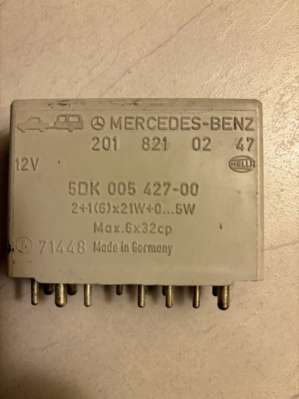 Mecedes Benz E W124 1991 Flasher Relay Hella 5DK005427 00 2018210247 5DK00542700