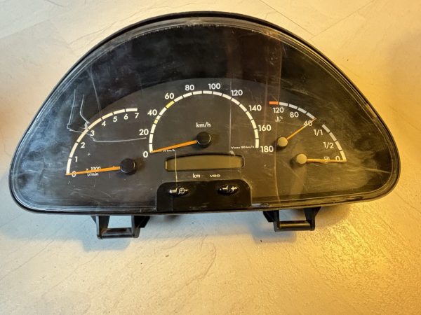 photo_2024-03-20_22-55-34 Tacho Tachometer Kombiinstrument A0014468521 MB Sprinter 902 (420-167 01-8-4-3)