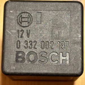 Relais BOSCH 0332002197 Mercedes Benz W 124 W 201 W 202 0015426519 original