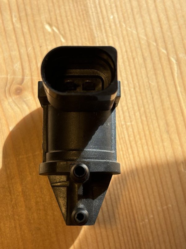 photo_2024-03-30_00-52-06 VW Audi Seat SK Magnetventil Magnet Ventil Ladedruck Ladedruckventil 1J0906283C