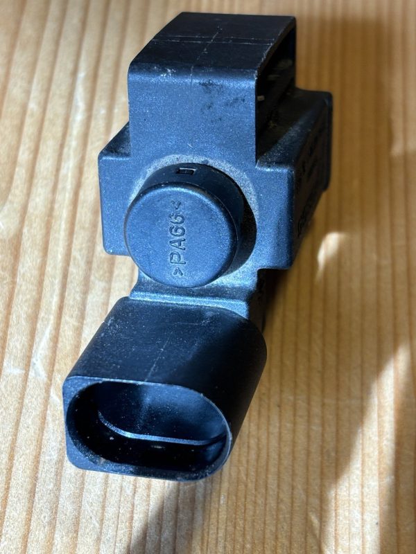 photo_2024-03-30_01-03-03 Magnetventil 037906283c Umschaltventil Luftsteuerung Ansaugluft Audi SEAT VW Original Hajus