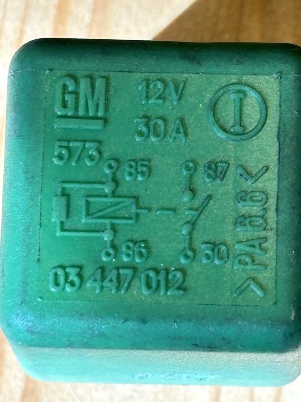 GM 03447012 Opel Astra Corsa Vectra Mehrzweck Relais 12V 30A
