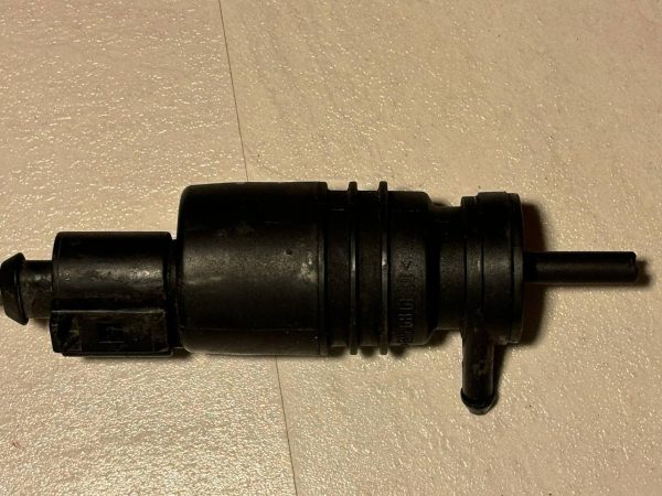 ORIGINAL Mercedes W169 W245 Waschwasserpumpe Scheibenreinigung PA668GF30 DE ✓