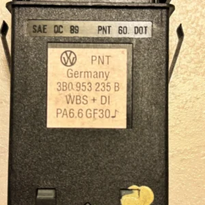 s-l1600 - 2025-10-02T220623.969 FEBI BILSTEIN Warnblinkschalter für VW 3B0953235B