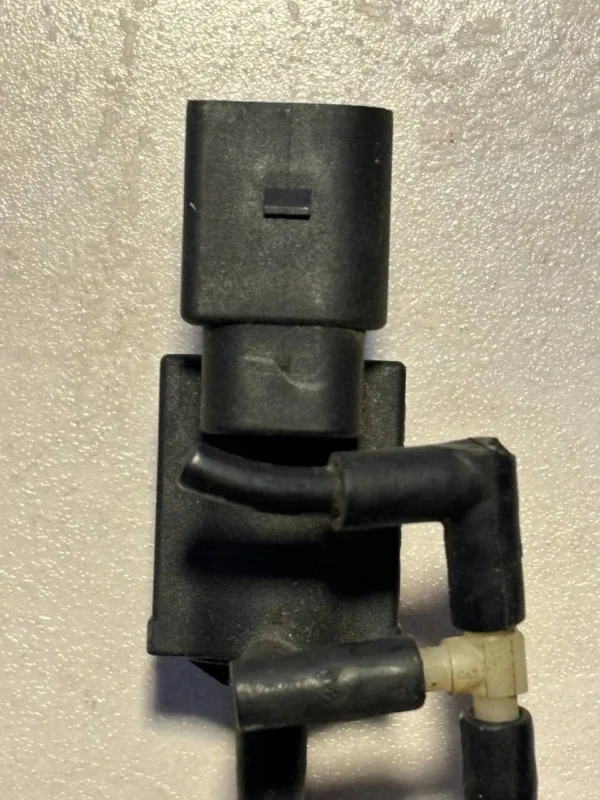 s-l1600 - 2025-10-02T221333.476 PIERBURG diverter valve AGR flue gas control Audi seat skoda vw oe: 037906283C