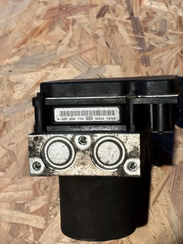 s-l1600 - 2025-10-02T222940.893 Abs-Pumpe Ford Transit 8C11-2C405-BB 0265235439 Bosch
