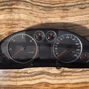 s-l1600 - 2025-10-03T102103.938 Instrumententafel / Tacho AUDI A6 4B0920933G 110.080128/001