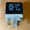 Neu Arbeitsstromrelais 12 V 40 A Schliesser Relais #53 For VW Audi 141951253B