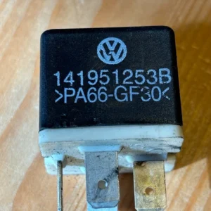 s-l1600 - 2025-10-03T112421.248 Neu Arbeitsstromrelais 12 V 40 A Schliesser Relais #53 For VW Audi 141951253B