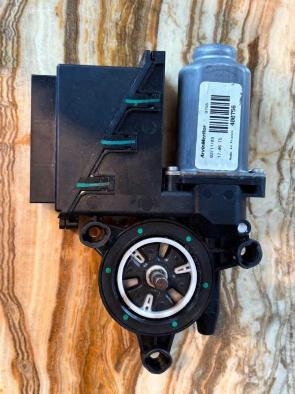 Window Regulator Motor Front Right Skoda Fabia 1 1999 601959801A ArvinMeritor