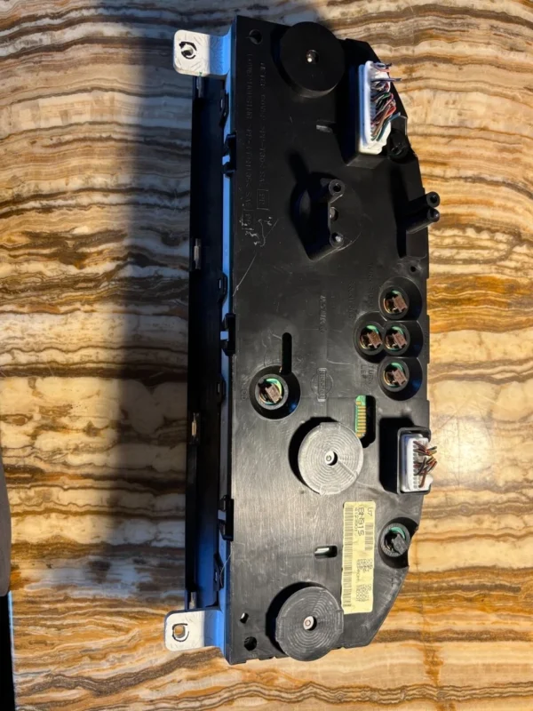 s-l1600 - 2025-10-07T152436.128 Instrumententafel Nissan BN915 4123901