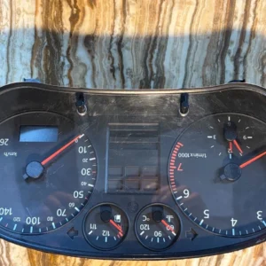 Audi A3 Tacho Kombiinstrument VDO 110008778006 8L0919860C