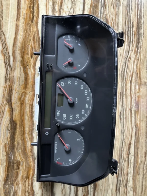 s-l1600 - 2025-10-09T123144.907 Tachometer Volvo S70 V70 Tacho9451530 9472519 69294-200TKombiinstrument