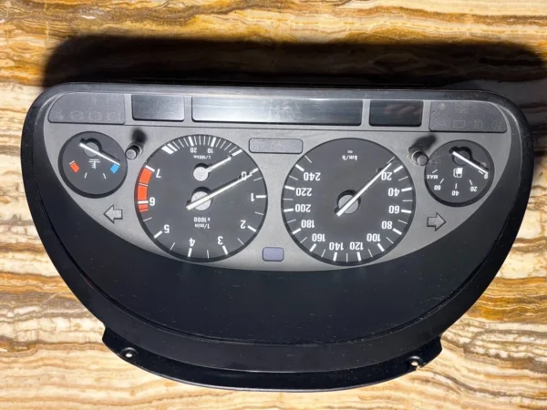 s-l1600 - 2025-10-09T124039.570 BMW E39 540i Instrumententafel Instrumentenkombi 62118369051