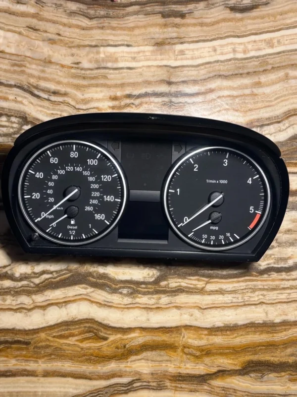 s-l1600 - 2025-10-09T124456.343 BMW 3 Touring E91 Kombiinstrument 403218000 9187345012.00 Diesel 24381812