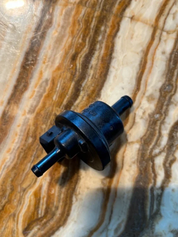 s-l1600 (28) AGR VENTIL EGR VALVE Saab 9000 CS Liftback 2.0i 16V (B202Si) 1992 0280142157