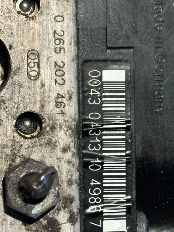 s-l1600 (40) Abs-Pumpe ESP Mercedes W168 A0044310912 0265202461 Bosch 67544