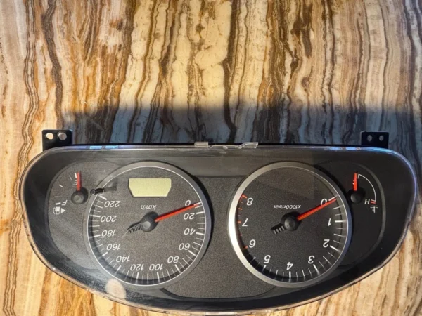s-l960 - 2025-10-07T151800.990 Original Mazda 2 DY Tacho Kombiinstrument 3M7110849MC