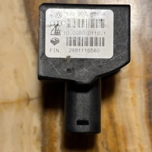 Beschleunigungssensor Für VW T5 GOLF 4 AUDI A3 8L TT 8N 1J0907651A