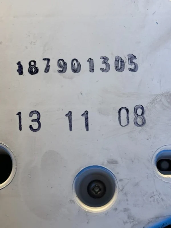 s-l960 - 2025-10-08T133211.426 Volvo V50 2008 Geschwindigkeitsmesser Cockpit 31254776 MKO425907