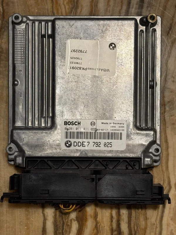 s-l960 - 2025-10-08T184113.965 ECU Steuergerät BMW E46 2.0 D 7792025 0281011411