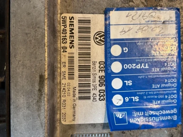 Motorsteuergerät Steuergerät Motor 03E906033 VW Polo 9N