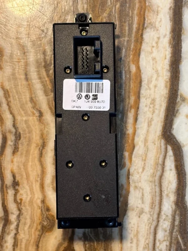 s-l960 - 2025-10-08T224333.716 Fensterheberschalter 1J4959857D passend für VW Golf Bora Passat SEAT Toledo Leon