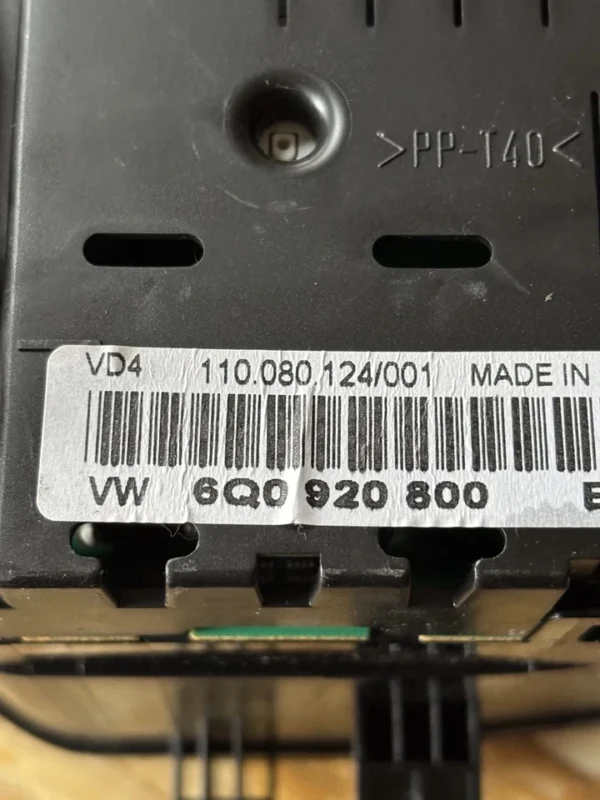 s-l960 - 2025-10-09T121650.049 INSTRUMENTENTAFEL FÜR VOLKSWAGEN POLO 6Q0920800 110080124001