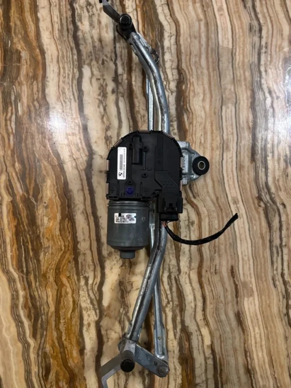 s-l960 (67) Wischermotor links BMW X3 (F25) 3397021315 7213275