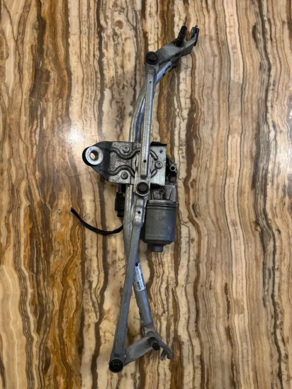 s-l960 (68) Wischermotor links BMW X3 (F25) 3397021315 7213275