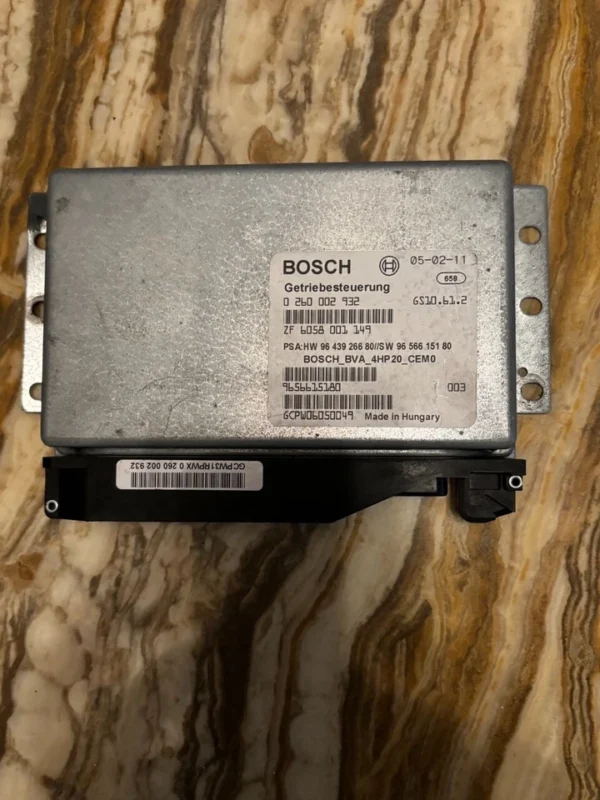 Steuergerät 0260002932 9643926680 9656615180 PSA Bosch
