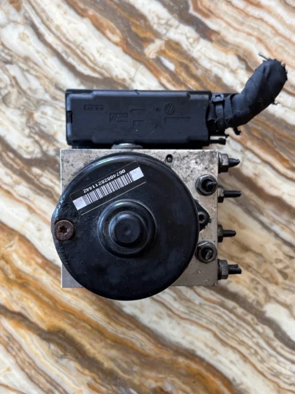 s-l1600 - 2025-11-01T133509.260 1K0907379K 1K0614517H ABS HYDRAULIKBLOCK STEUERGERÄT FÜR VW AUDI Golf 5