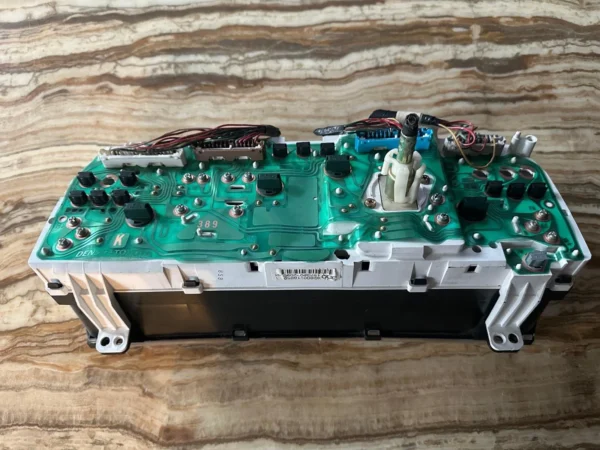Toyota Speedometer Instrument Cluster 83800-1A850 157390-2090