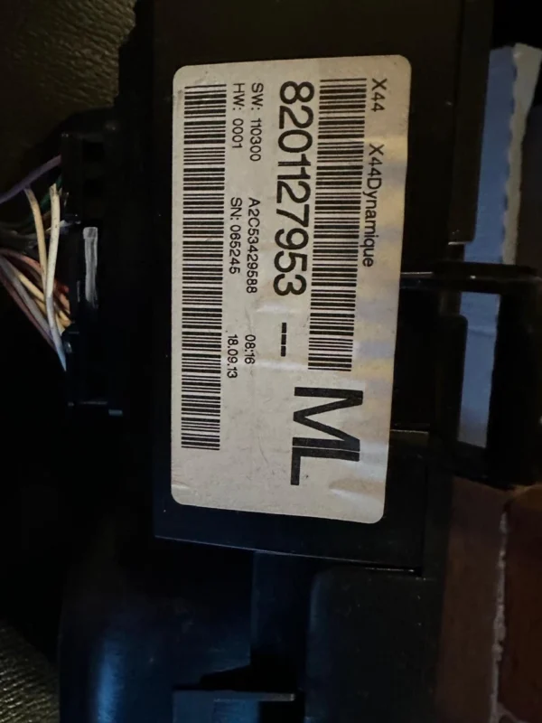 8201127953 dashboard for RENAULT